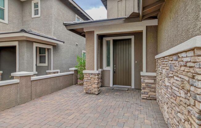 MOVE-IN READY! AMAZING 2-STORY 3-BEDROOM HOME IN CADENCE/HENDERSON!