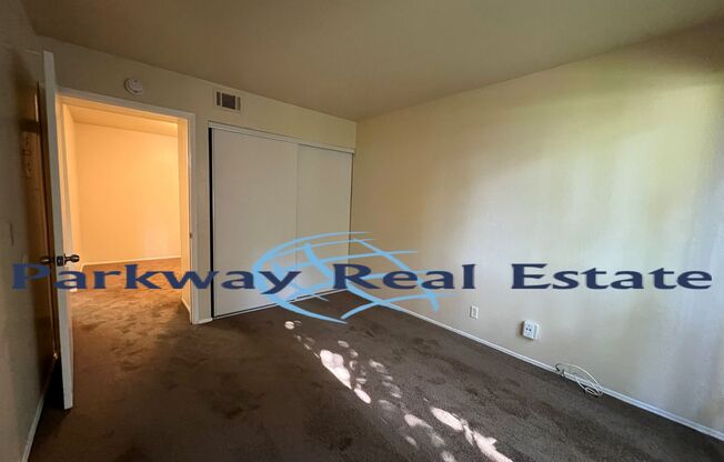 Downstairs 2 Bedroom 1 Bathroom Condo in El Cajon
