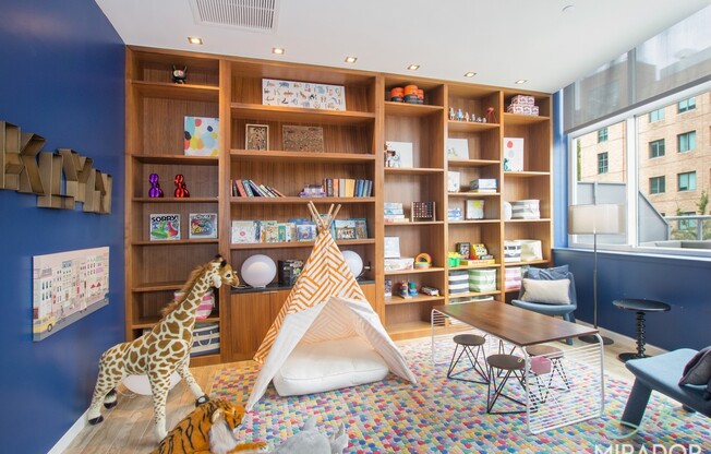 Studio, 1 bath, $3,714, Unit 25M