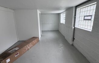 Studio, 1 bath, $500, Unit 4400 WKSP 1