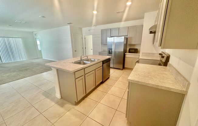 Deltona - 3 Bedroom, 2 Bathroom - $2,195.00