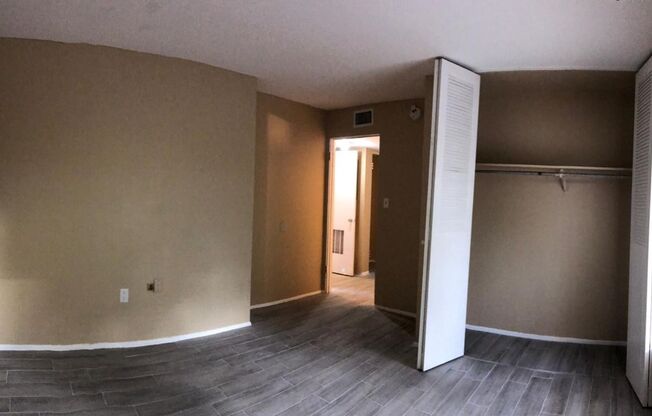 2 beds, 2 baths, $1,350, Unit # 416