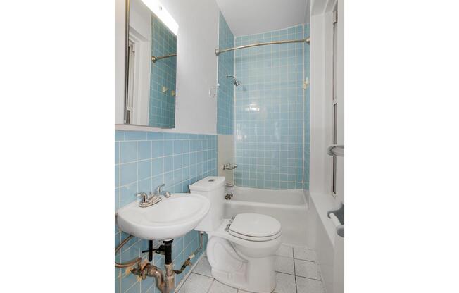 Studio, 1 bath, $2,600, Unit 38