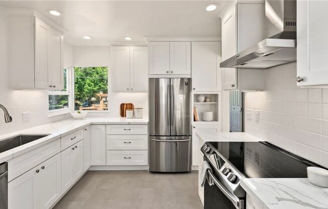 Spacious Home in the Heart of Roanoke Park