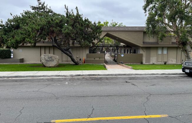 12529 Oak Knoll Rd