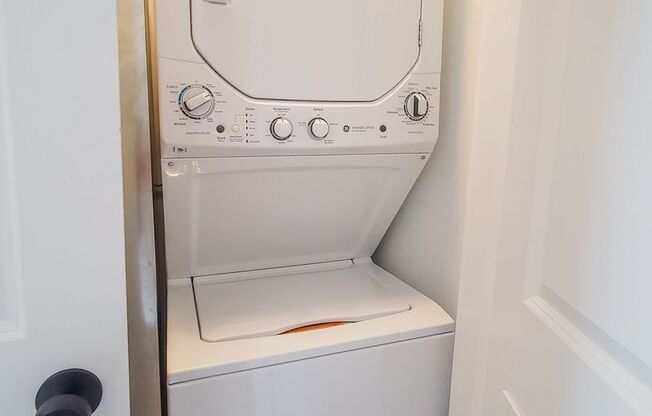1 bed, 1 bath, 500 sqft, $2,295, Unit 2020-2B