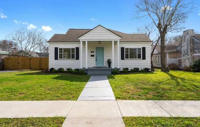 433 Cole - 3/Bed 2/Bath - $1900.00/month