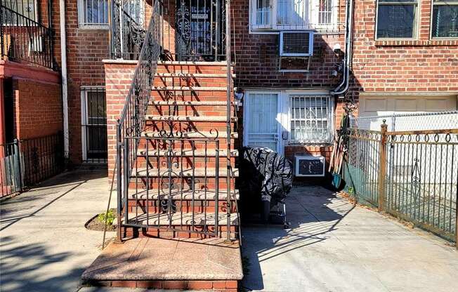 1 bed, 1 bath, 1,760 sqft, $1,850, Unit 1