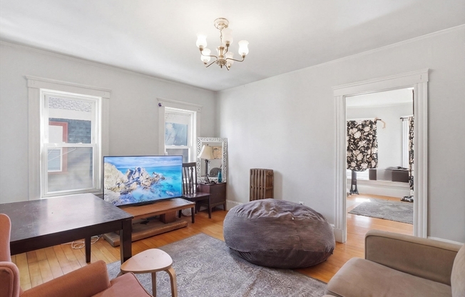 19 Irma Ave Apt 2