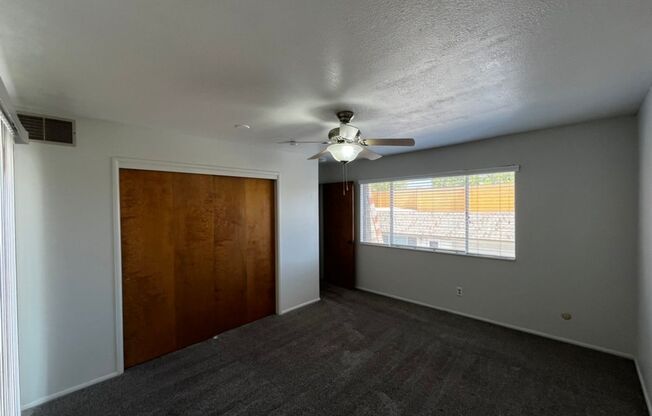 3 beds, 2 baths, $1,795, Unit # 11