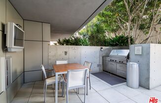 Studio, 1 bath, 750 sqft, $2,495, Unit 713