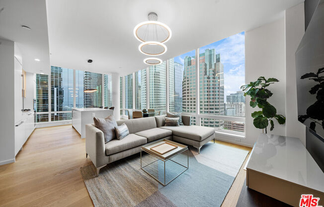 2 beds, 2 baths, 1,311 sqft, $4,995, Unit 1906