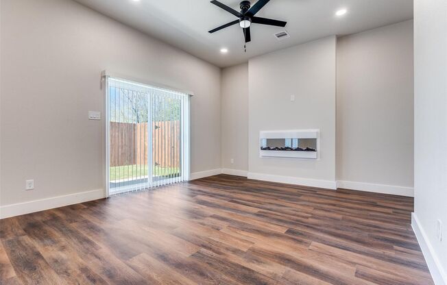 Stunning New Construction 3 Bedroom Townhome at Camp Wisdom Estates