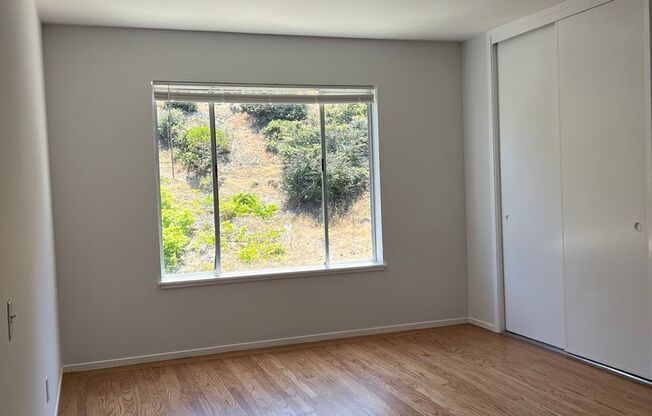 Daly City Home 4Bed 2 Ba