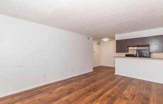 2 beds, 2 baths, 967 sqft, $1,399