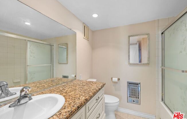 2 beds, 2 baths, 1,071 sqft, $4,100, Unit 801