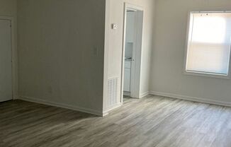 2 beds, 1 bath, $1,000