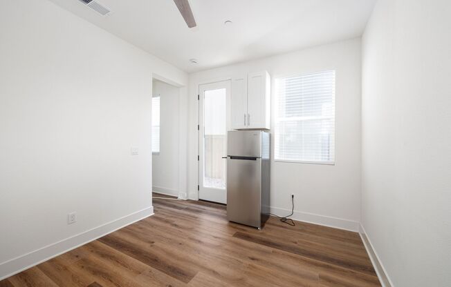 Cozy 1 bedroom unit available in Chula Vista's new neighborhood!