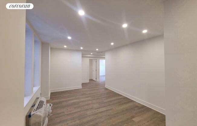 2 beds, 2 baths, 1,200 sqft, $7,500, Unit 11R