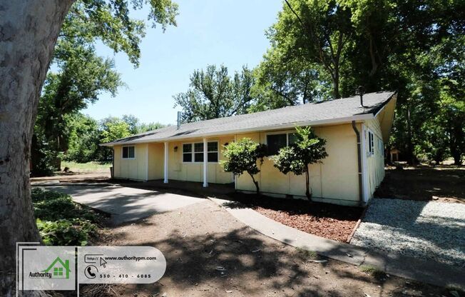 19297 East Niles Ln. Small Pets Considered, Fenced Backyard