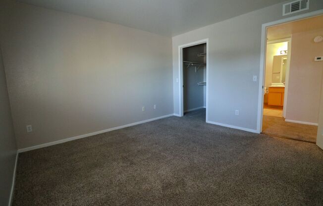 2 beds, 2 baths, 930 sqft, $1,795, Unit T2112