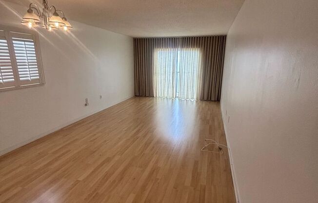 Live in the Heart of South Beach – Spacious 2 Bed, 2 Bath Apartment