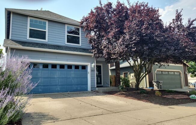 Cat Pet Friendly 3 Bed / 2.5 Bath Home Near I-5 in Albany, OR