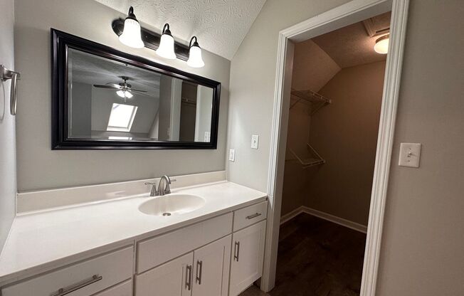 2 beds, 2 baths, 1,350 sqft, $1,745, Unit 3C