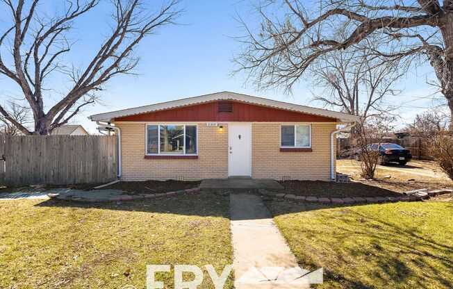 Updated Half Duplex Near Olde Town Arvada