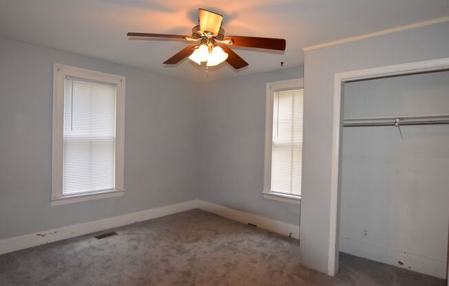 2 beds, 1 bath, $1,395