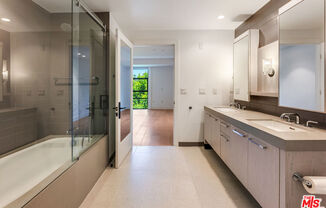 2 beds, 2.3 baths, 1,740 sqft, $10,000, Unit 405
