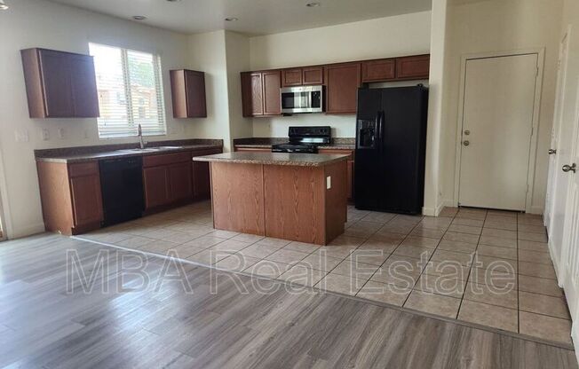 7840 W MONTE VIS RD