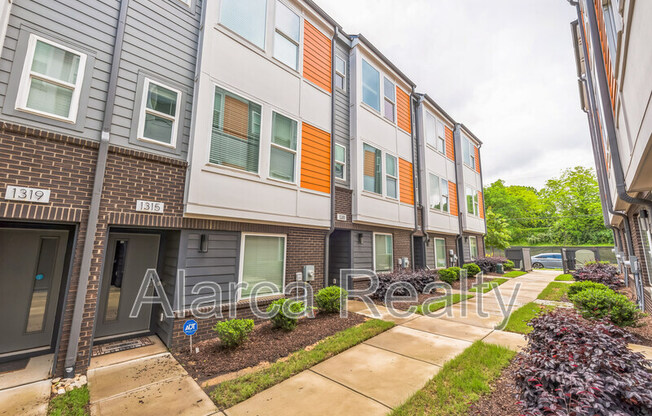 1311 MILLPARK LN