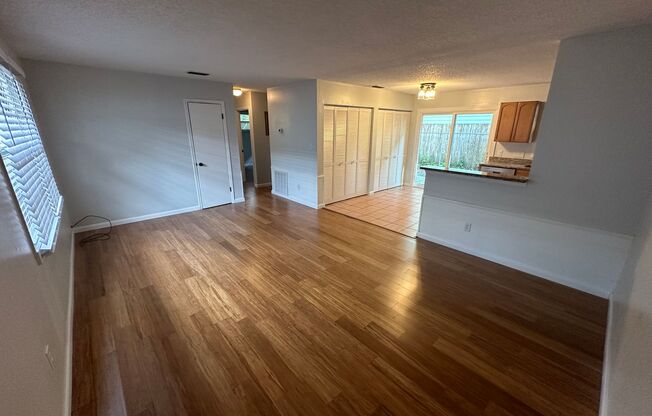 2 beds, 1 bath, $2,165