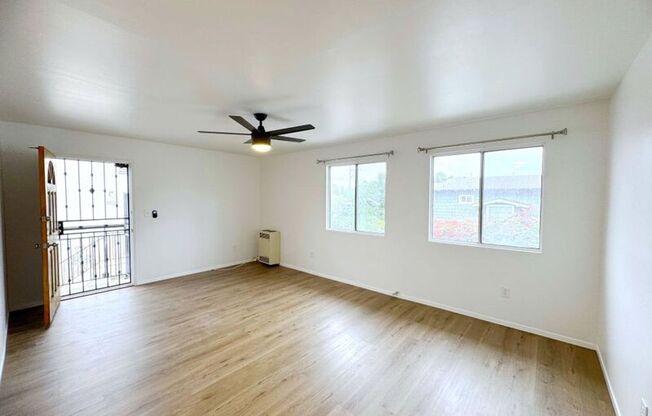 3934 3 AVE