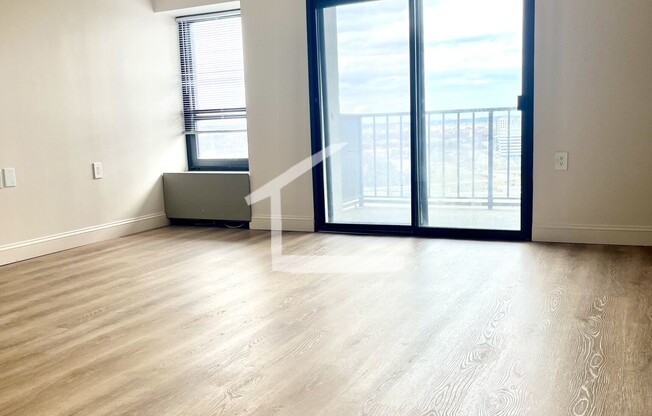 270 Babcock St 015b