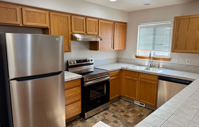 Super Crisp 3 Bedroom House, all new finishes throughout