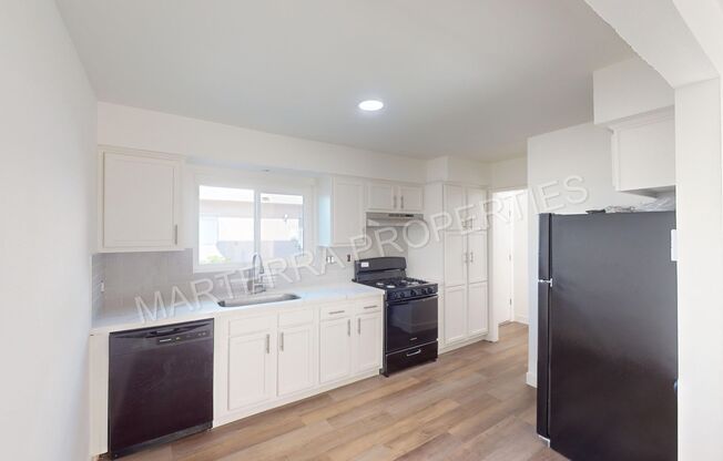 2 beds, 1.5 baths, 1,050 sqft, $2,895, Unit Unit 74