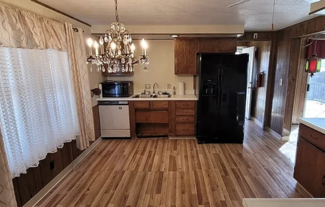 Charming 2-Bed Pueblo West Home with Vintage Character & Covered Parking