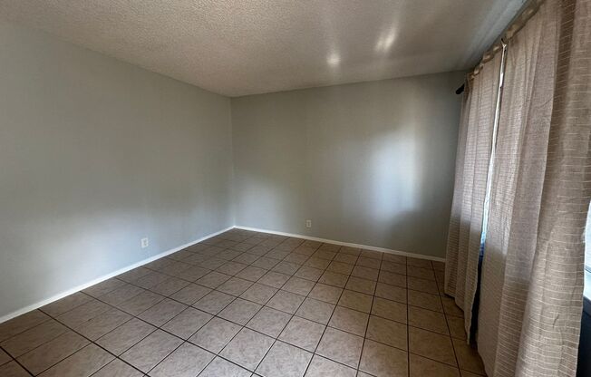 Samuelson Properties 2 (310 Craigmont Dr)