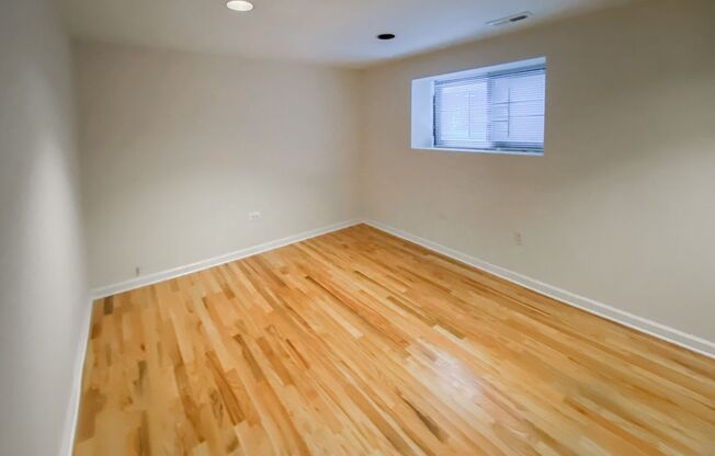 3 beds, 2 baths, 1,960 sqft, $3,950, Unit 3637-1