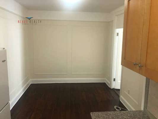 43 22 58 ST