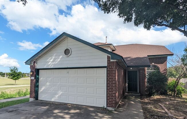 Great Round Rock Location - 3 Bed / 2.5 Bath Near 45 Toll