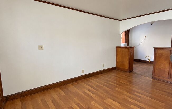 2260 S 7 ST