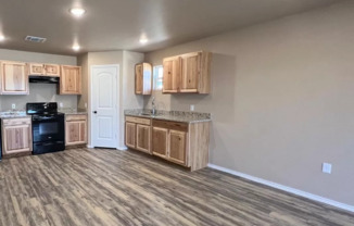 3 beds, 2 baths, $1,100