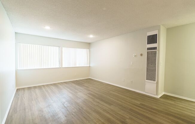 3 beds, 2 baths, 1,400 sqft, $2,898, Unit 229