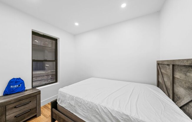 3 beds, 1.5 baths, 602 sqft, $4,200, Unit 1