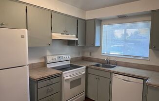 2 beds, 1.5 baths, 951 sqft, $1,700, Unit 17174