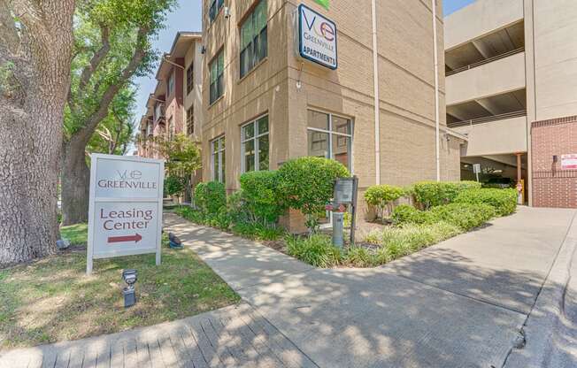 Leasing Center Exterior View at Vue Greenville, Dallas, Texas