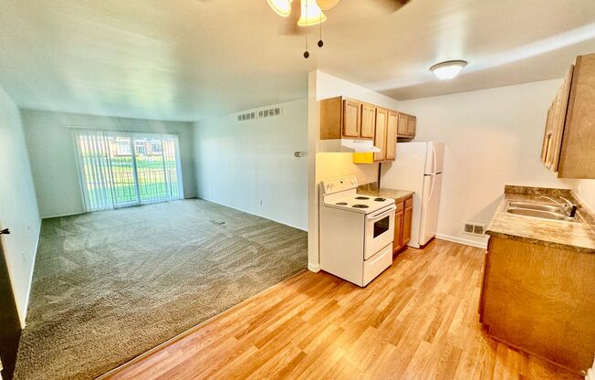 1 bed, 1 bath, 750 sqft, $1,145, Unit 604